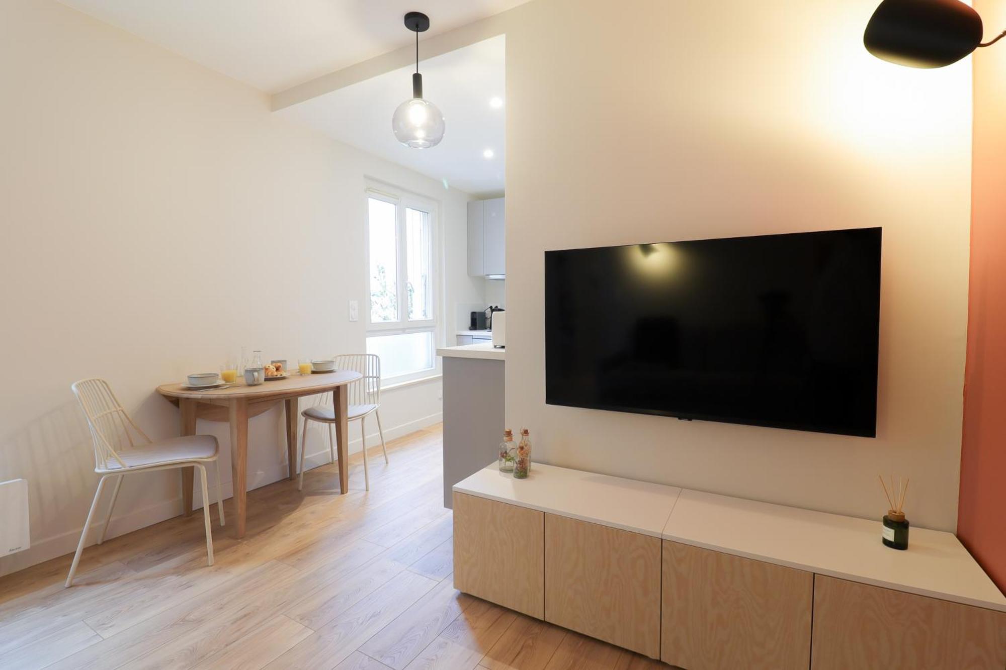 Appartement Le Terracotta - T2 Design - Metro, Rer & Jardin *